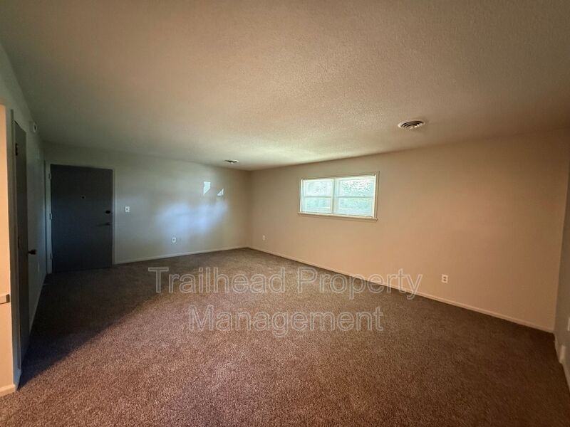 745 S Hickory St #118 - Photo 2 of 8
