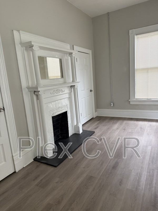 2921 12th Ave - Photo 3 of 9