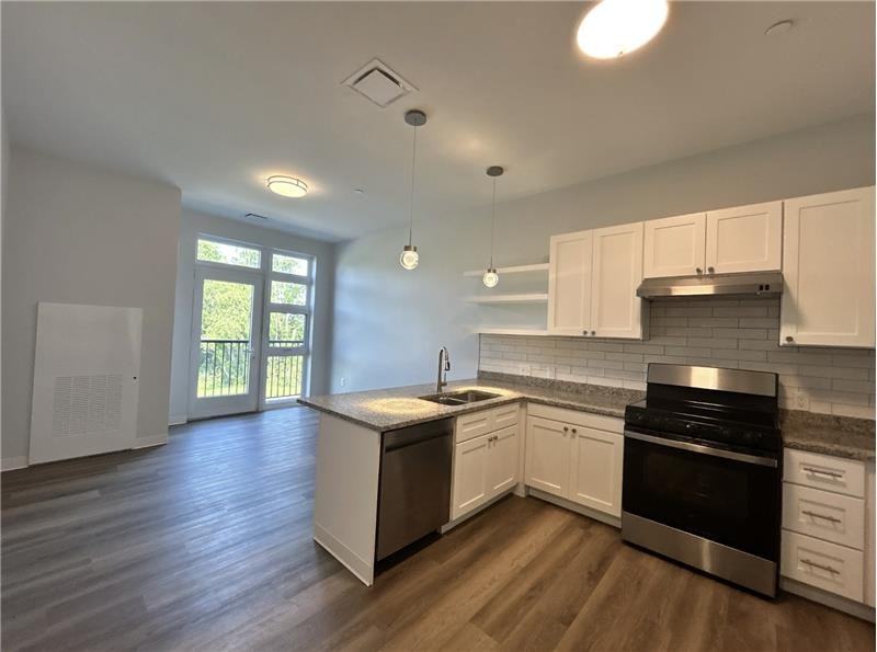 217 Mill Rd - Photo 5 of 13