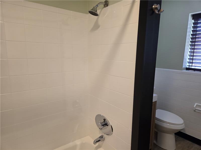 368 Lincoln St #9 - Photo 5 of 6