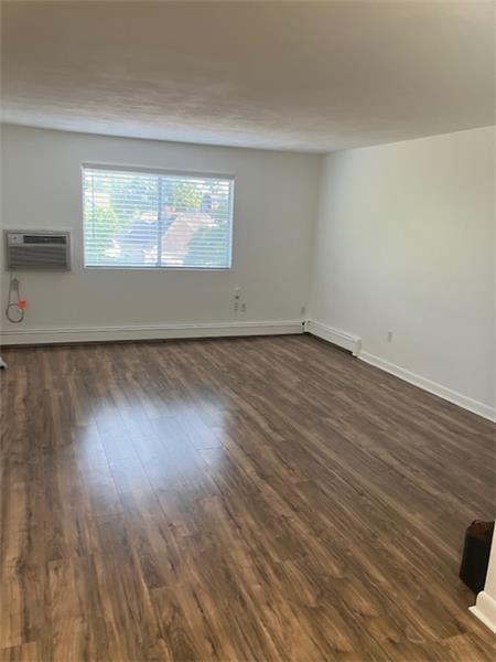 172 Summer St #14 - Photo 4 of 6