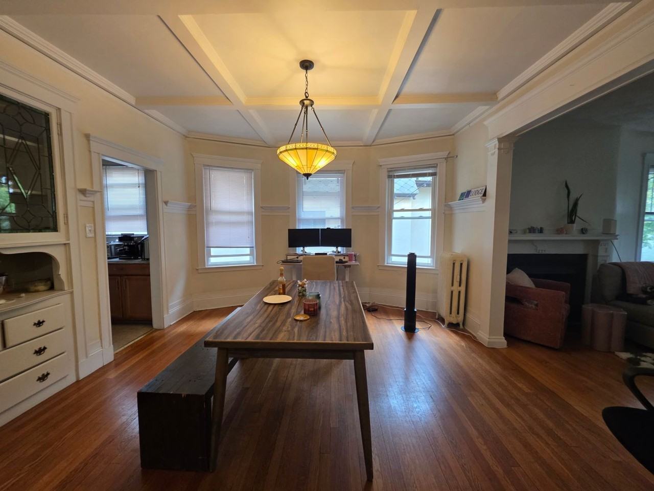 202 Rawson Rd