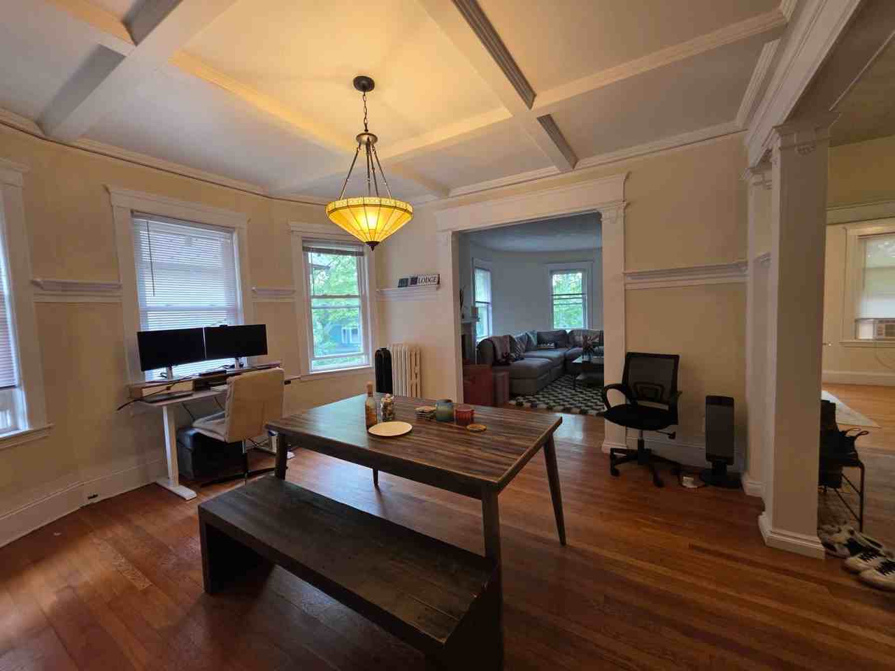 202 Rawson Rd - Photo 2 of 30