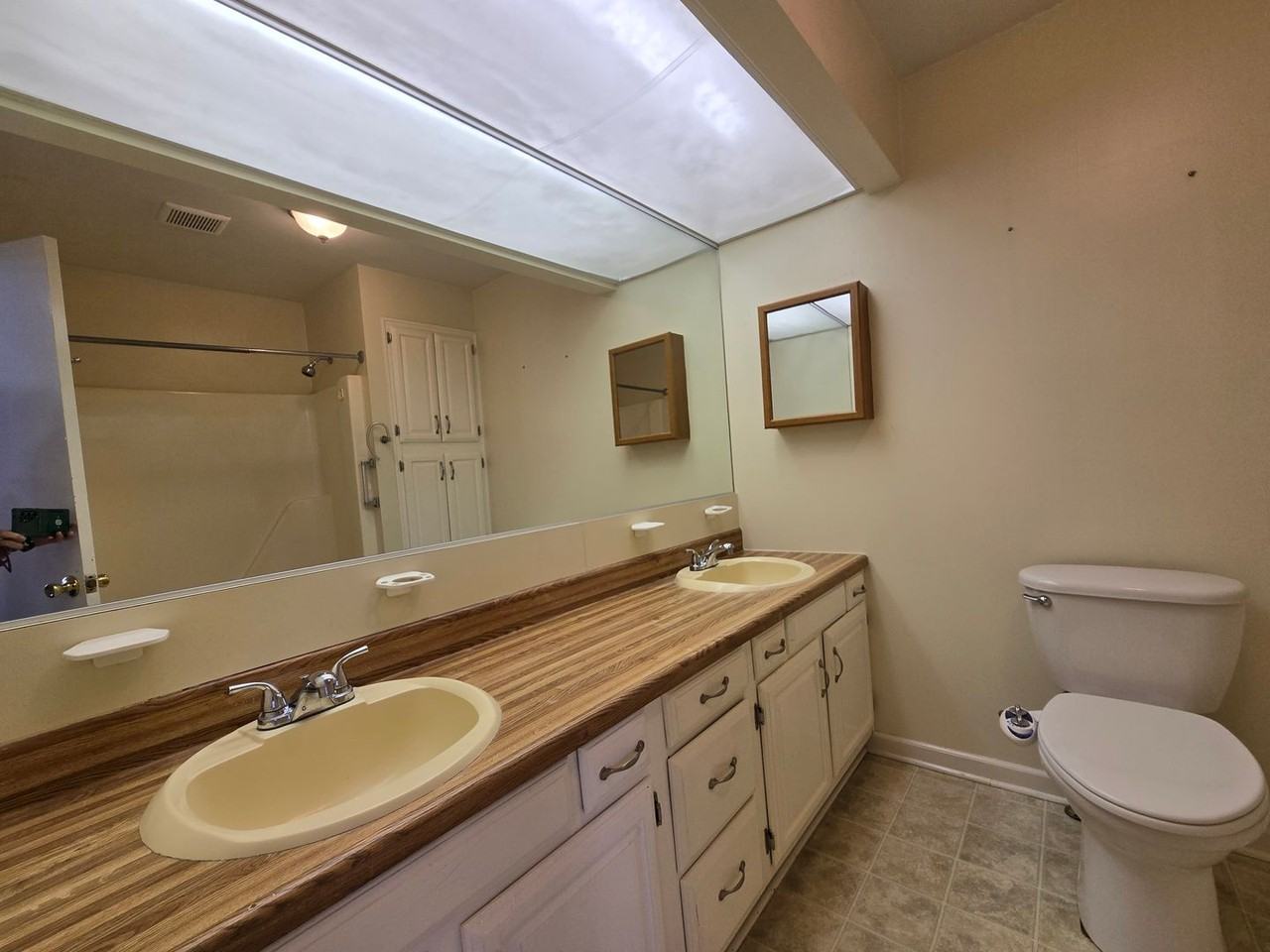 Riverside1213 - Photo 7 of 25