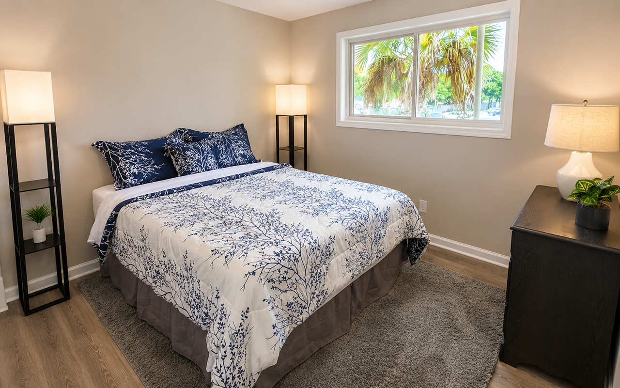 Lake Lodge Apartments - Photo 7 of 14