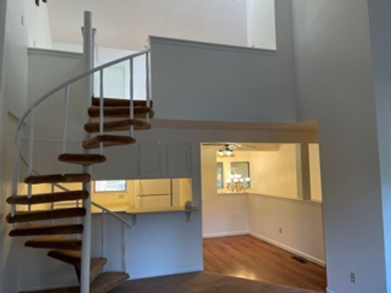 770 Southwood Blvd - Photo 3 of 16