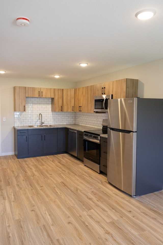506 Flats Apartments - Photo 7 of 25