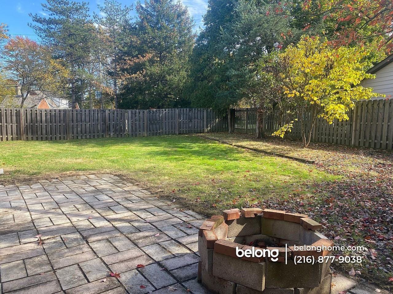 30871 Lorain Rd - Photo 2 of 26