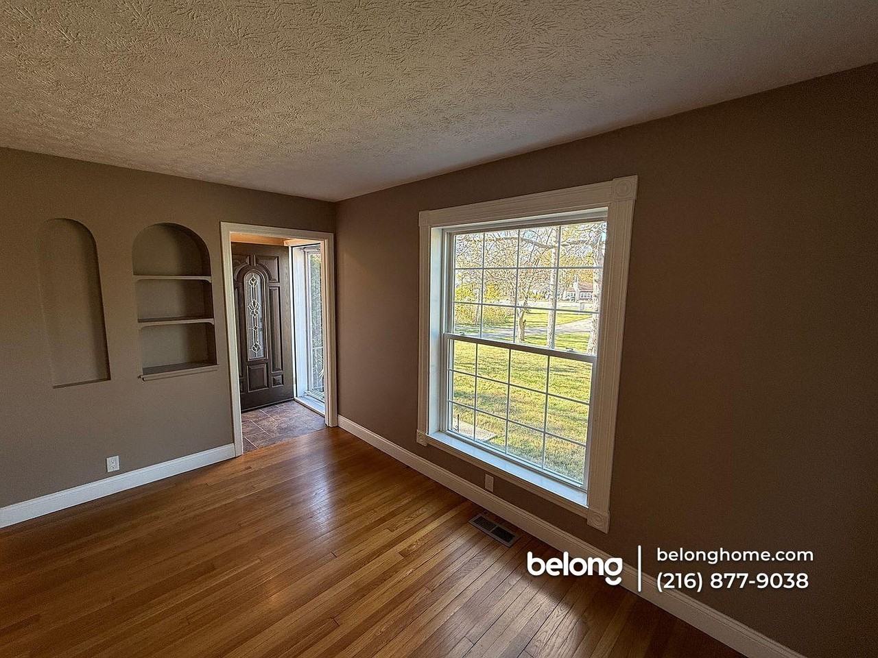 30871 Lorain Rd - Photo 5 of 26