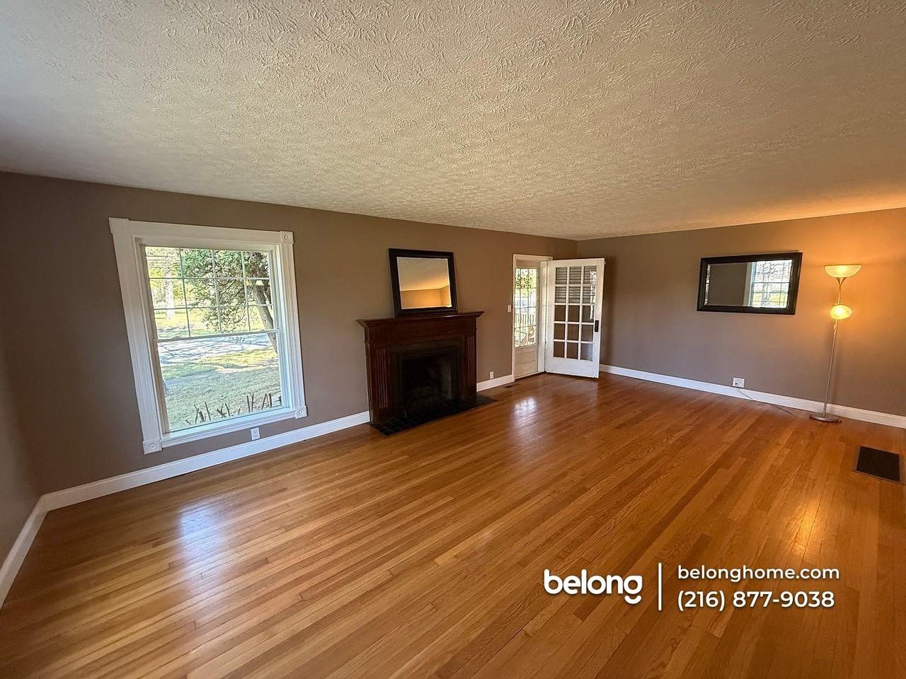 30871 Lorain Rd - Photo 7 of 26