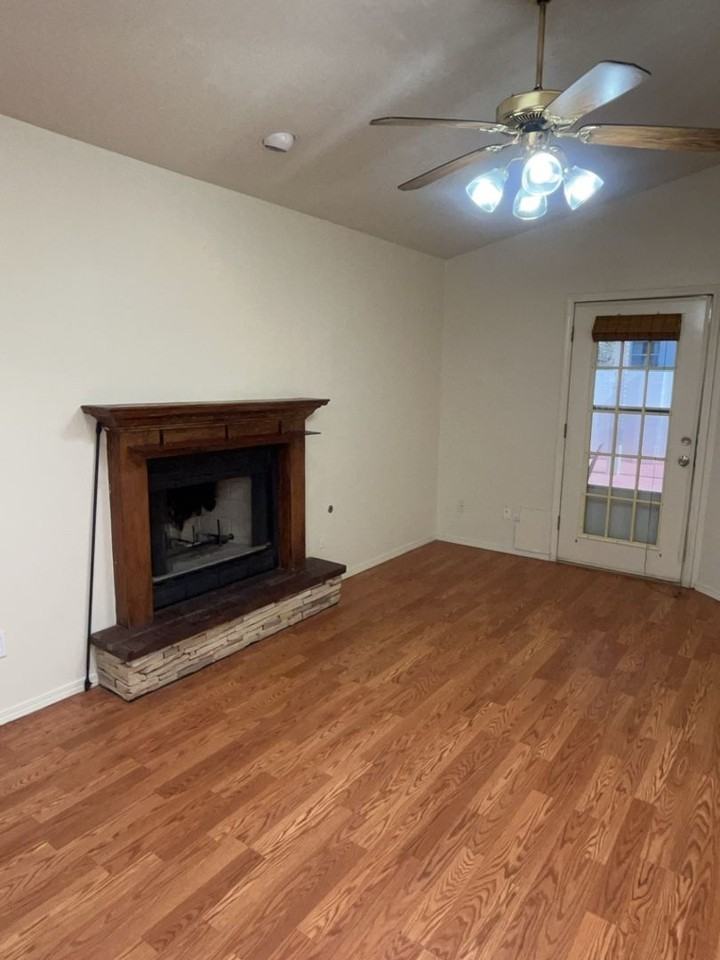 13129 Neon Ave Ne - Photo 7 of 30