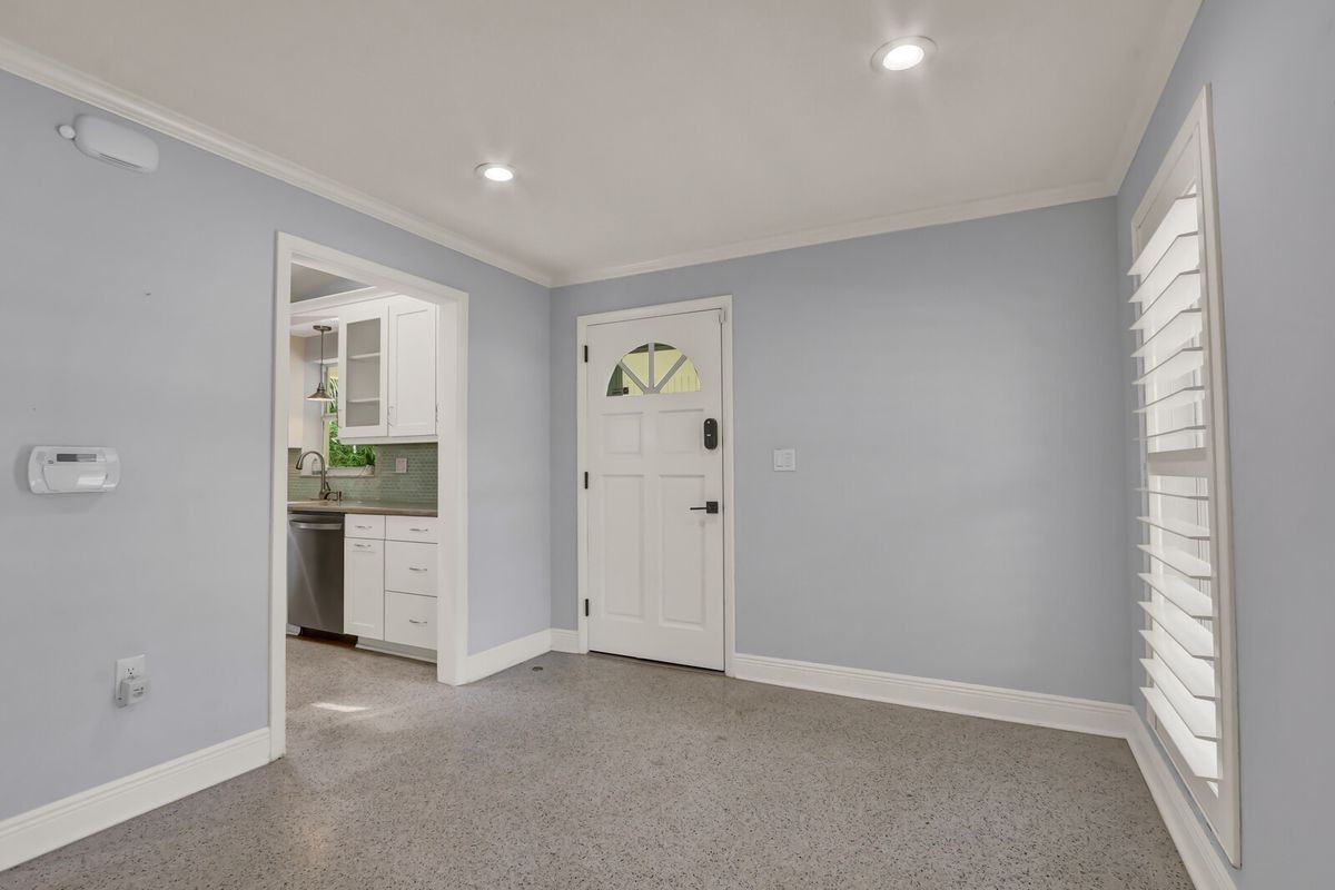 382 Se Edgewood Dr - Photo 6 of 29