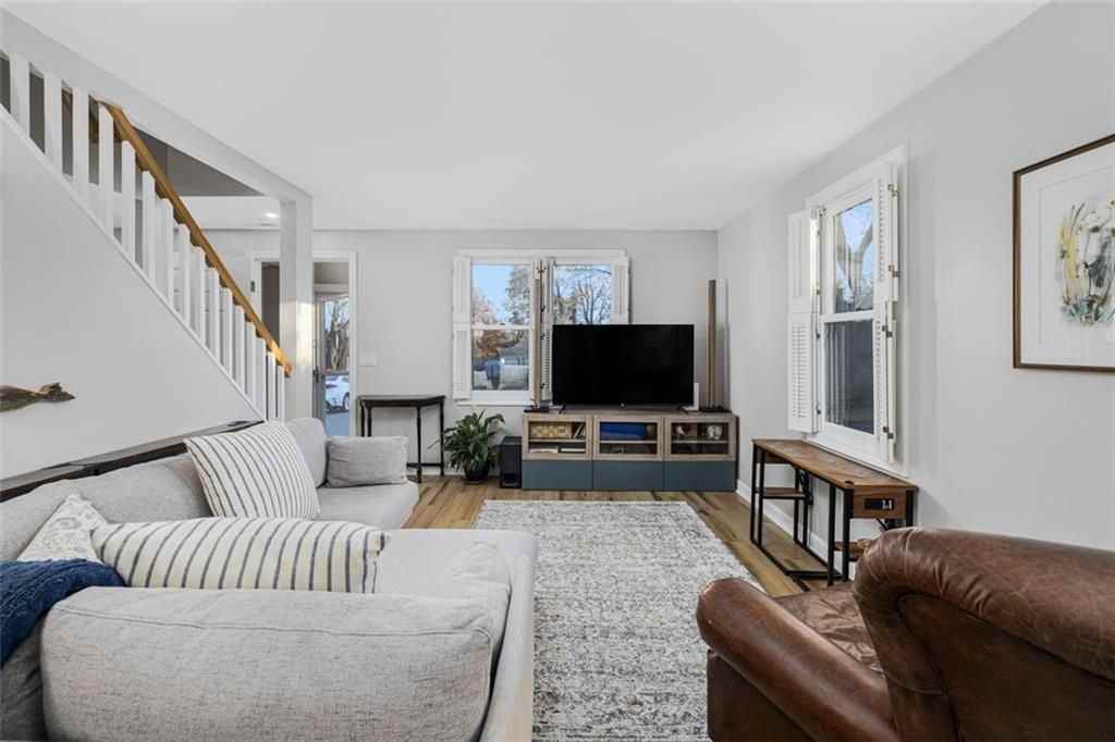 208 Marlborough St ##4 - Photo 6 of 36