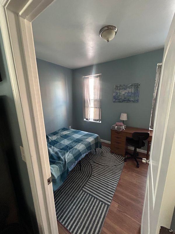 2334 N Carlisle St - Photo 2 of 11