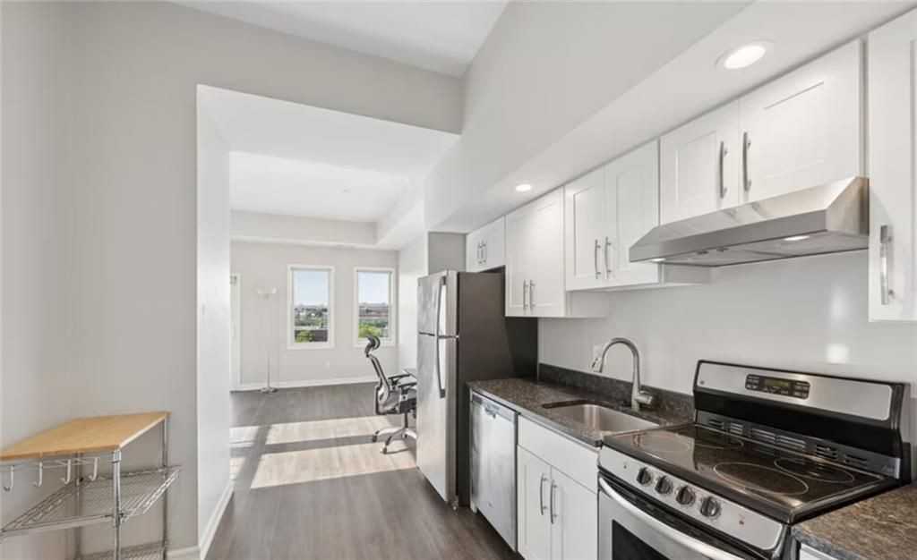 55 Bradford St ##306 - Photo 4 of 11