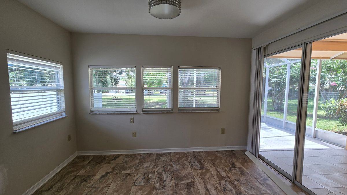 1657 Tremont Ln - Photo 7 of 19