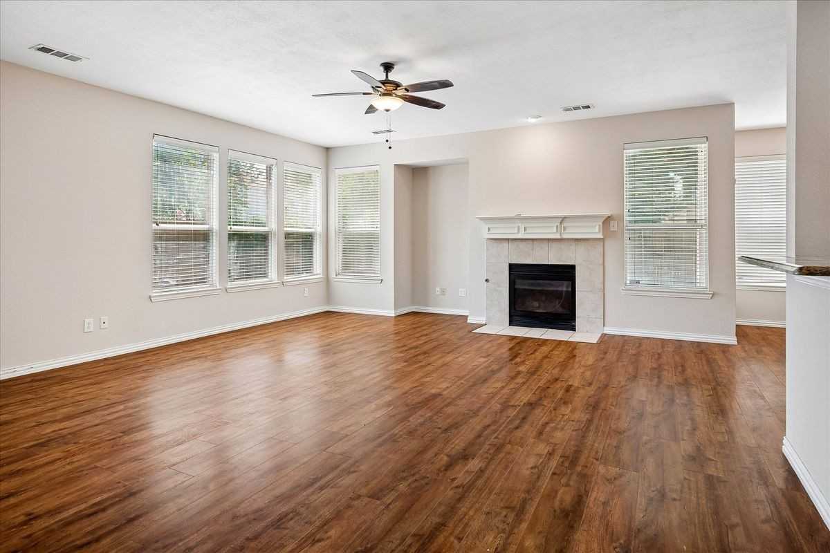 2413 Aberdeen Ave - Photo 3 of 23