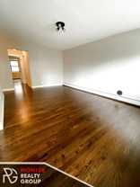 5536 N Sheridan Rd - Photo 1 of 1
