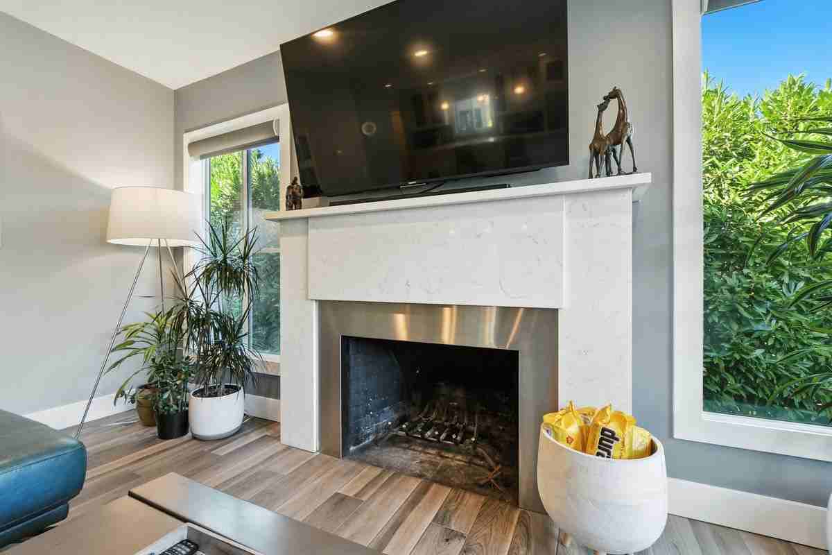 2407 E Mill Plain Blvd - Photo 6 of 48