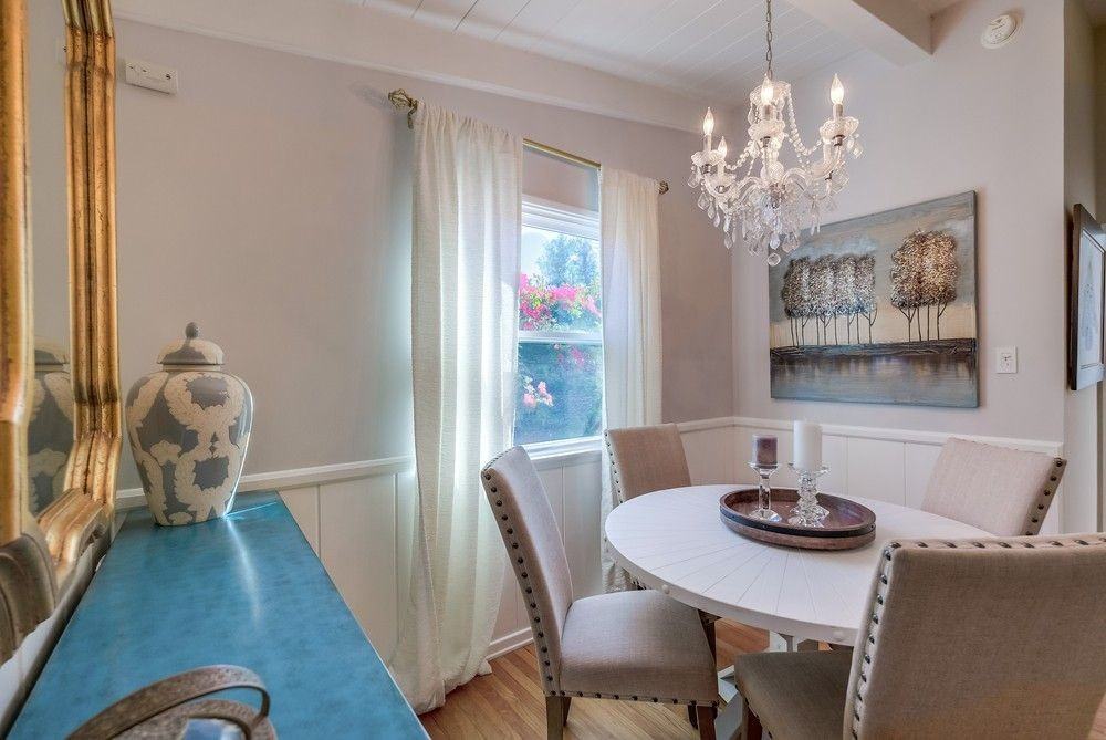 21447 Providencia St - Photo 4 of 50
