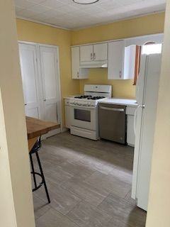 157 Springville Ave - Photo 2 of 3