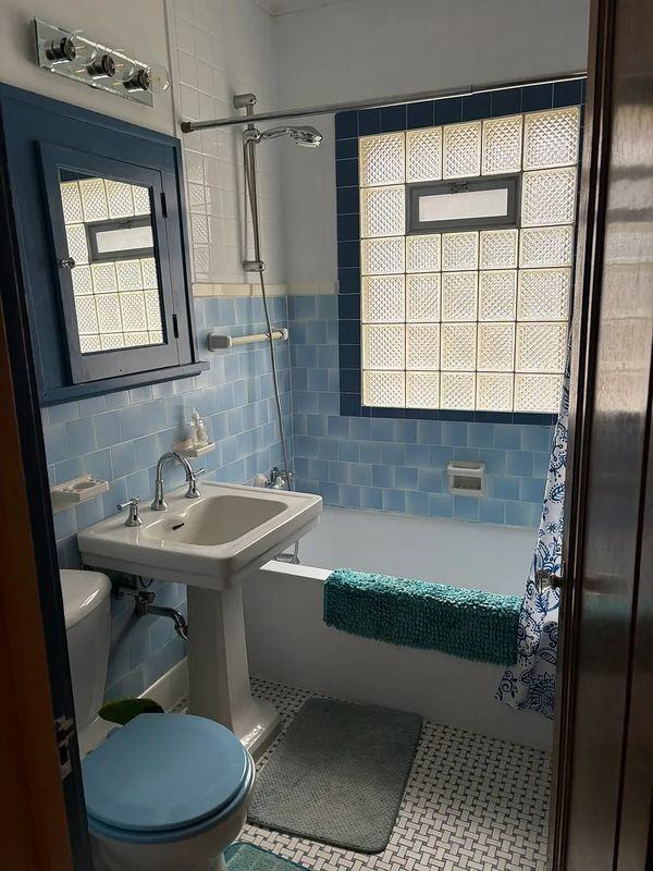 1238 Monroe Ave - Photo 6 of 10