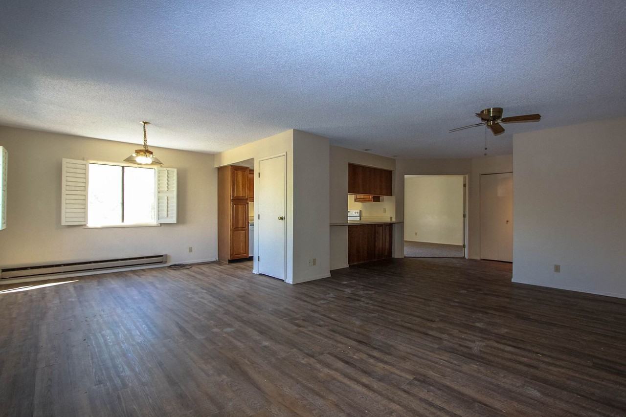 333 W Leroux St #H2 - Photo 3 of 19