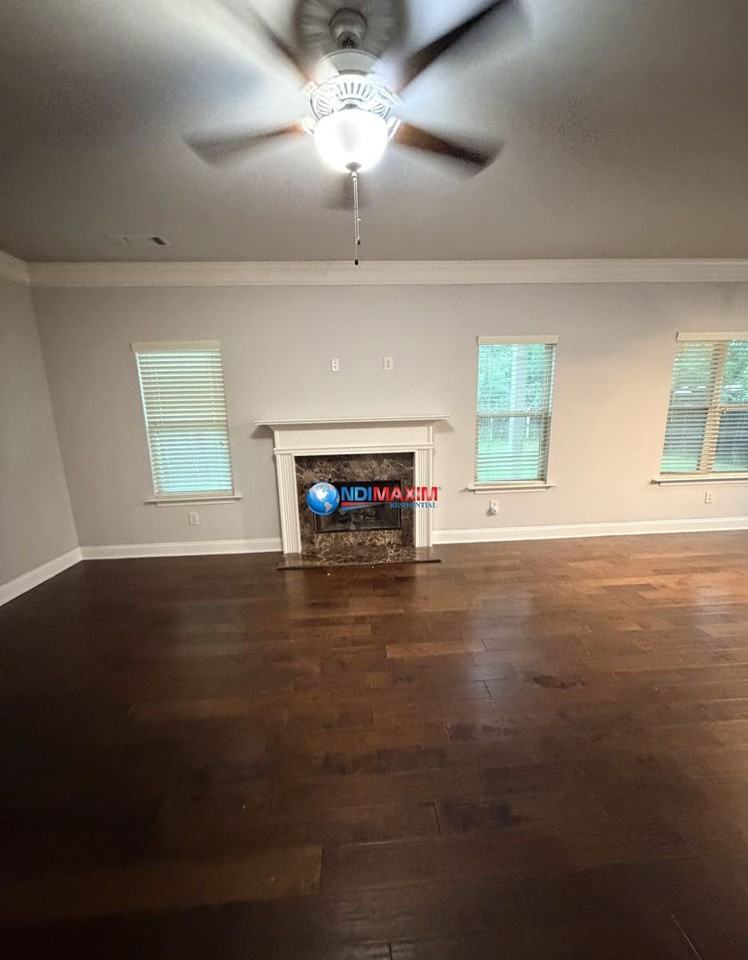 4201 Towncastle Ln - Photo 5 of 17