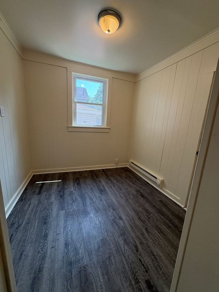 267 Brodhead Ave - Photo 4 of 22