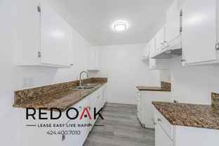 7915 Vineland Ave - Photo 1 of 1