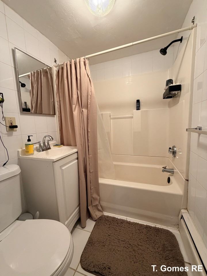 243 Lake St #2 - Photo 5 of 13