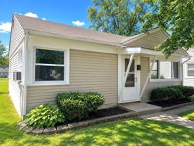 1229 W 44th Pl - Photo 1 of 1
