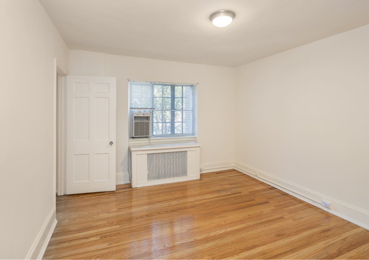 Haverford Gables - Photo 7 of 13