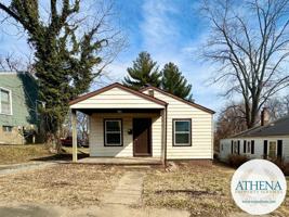 featured image of 1426 N Main St