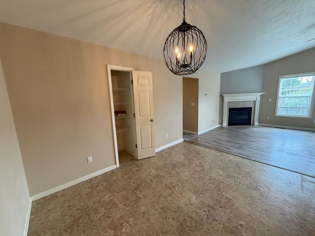 208 Red Bud Dr - Photo 5 of 15