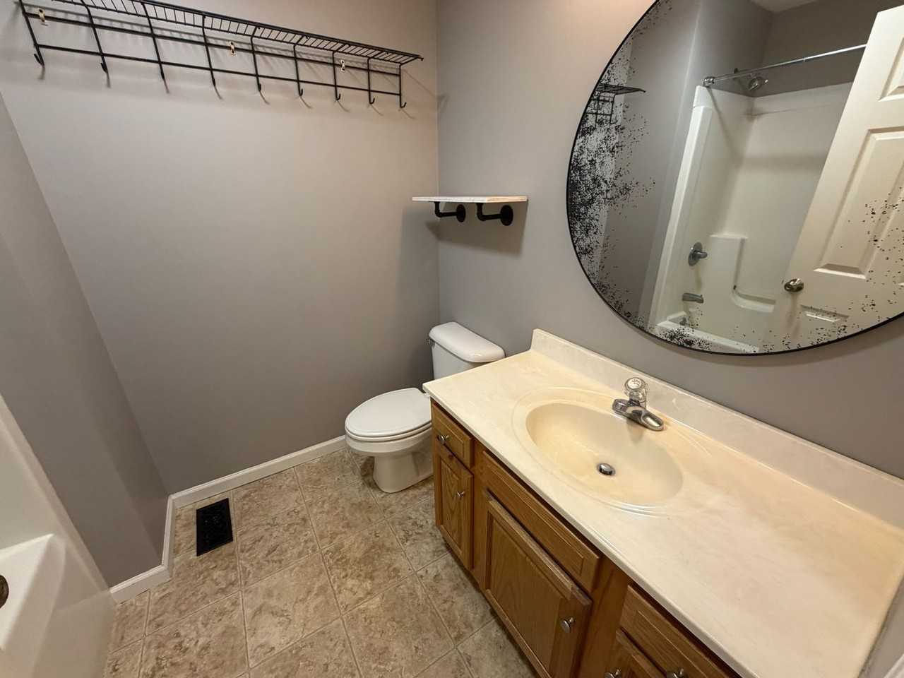 208 Red Bud Dr - Photo 6 of 15