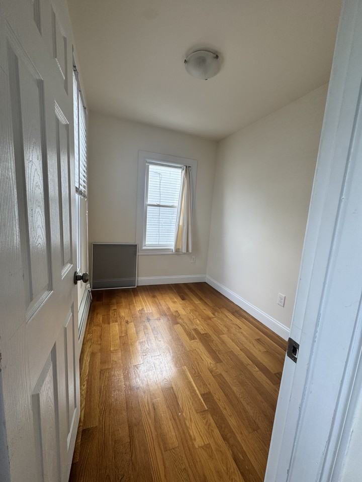 Harding St #1 - Photo 4 of 14