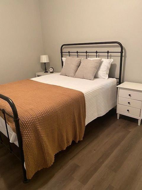Shasta Villa Apartments - Photo 5 of 28