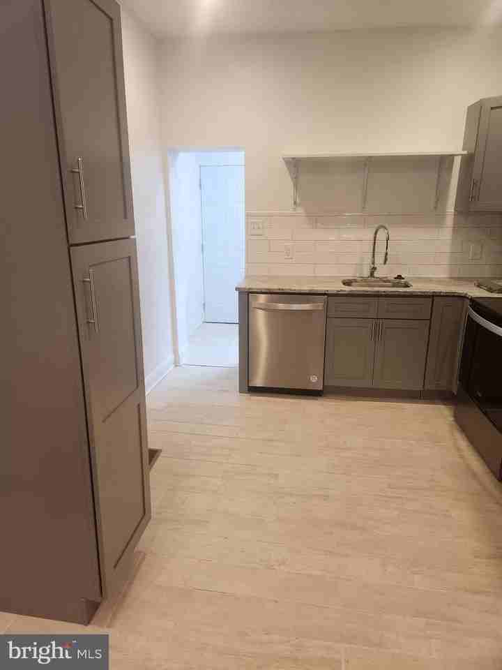 2524 N Marston St - Photo 7 of 20
