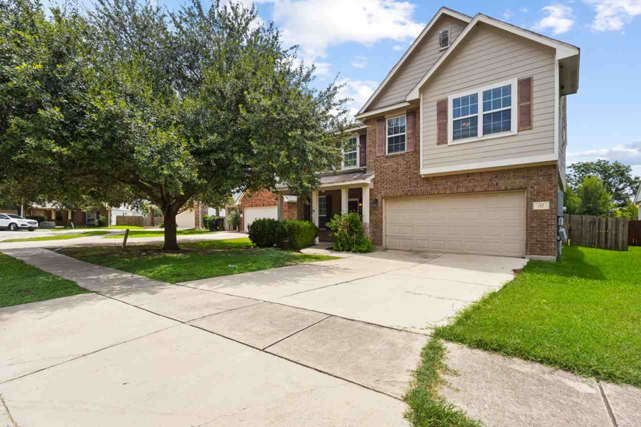 157 Carmel Dr - Photo 2 of 25