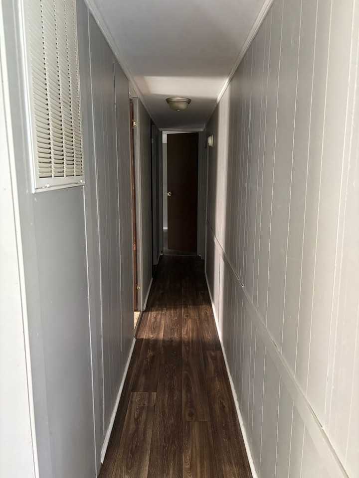208 Leatherwood Ln - Photo 5 of 17