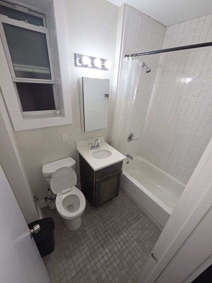071 - 618-620 SUMMIT REALTY LLC - Photo 7 of 16