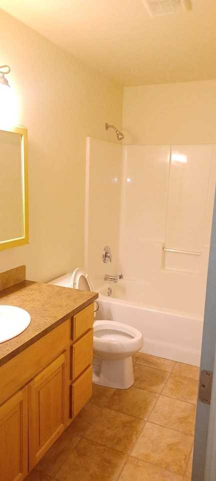 1225 Maple St - Photo 6 of 6