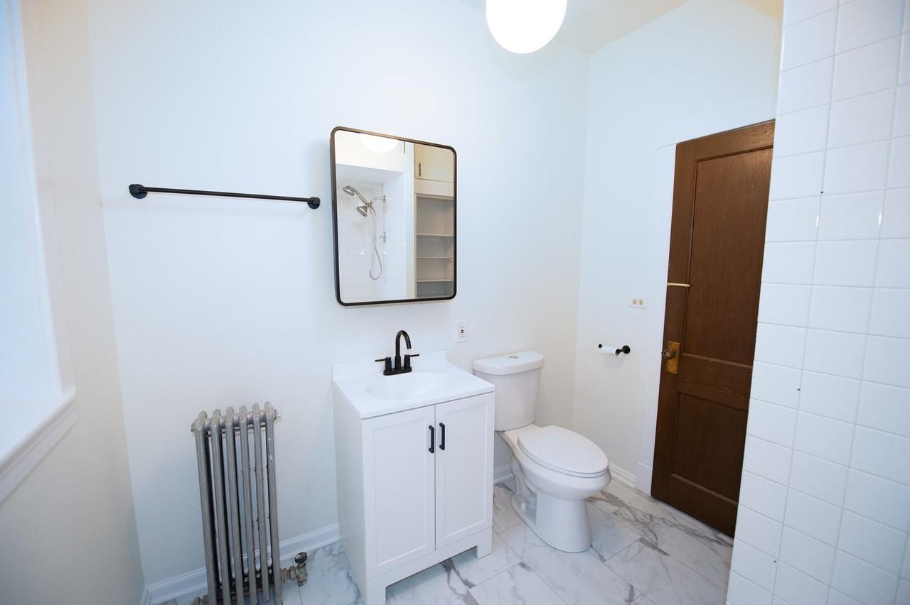5051 W Berenice Ave #1 - Photo 6 of 13
