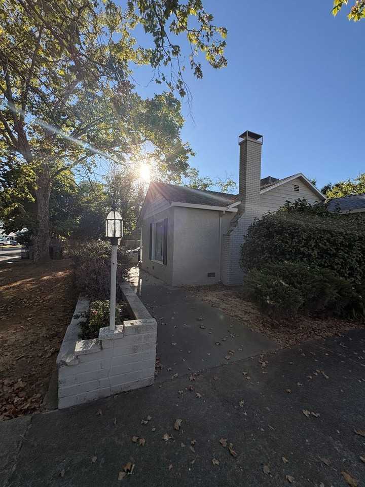 2649 21st Ave - Photo 4 of 5