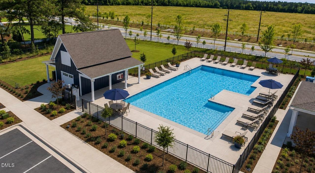 685 Popedale Road - Photo 6 of 9