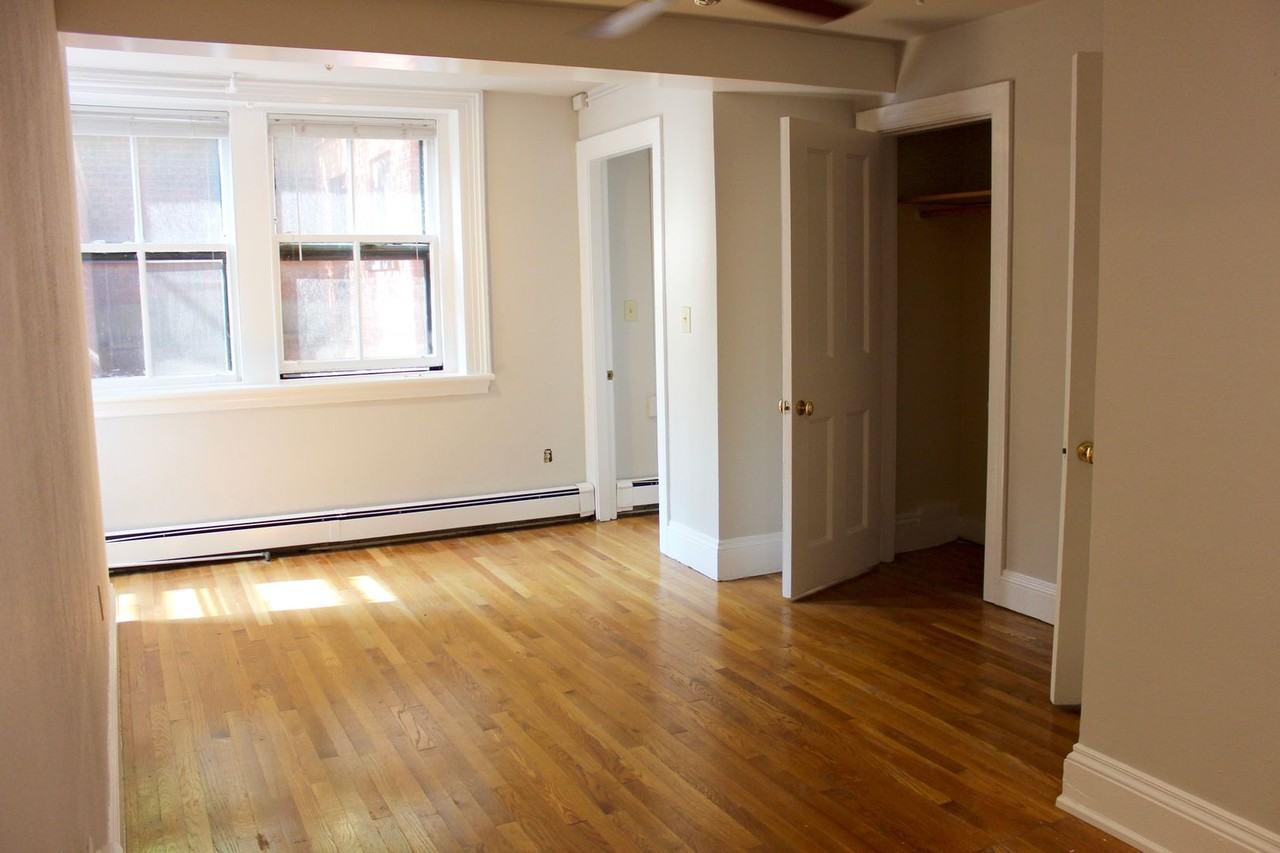 239 Commonwealth Ave - Photo 2 of 21