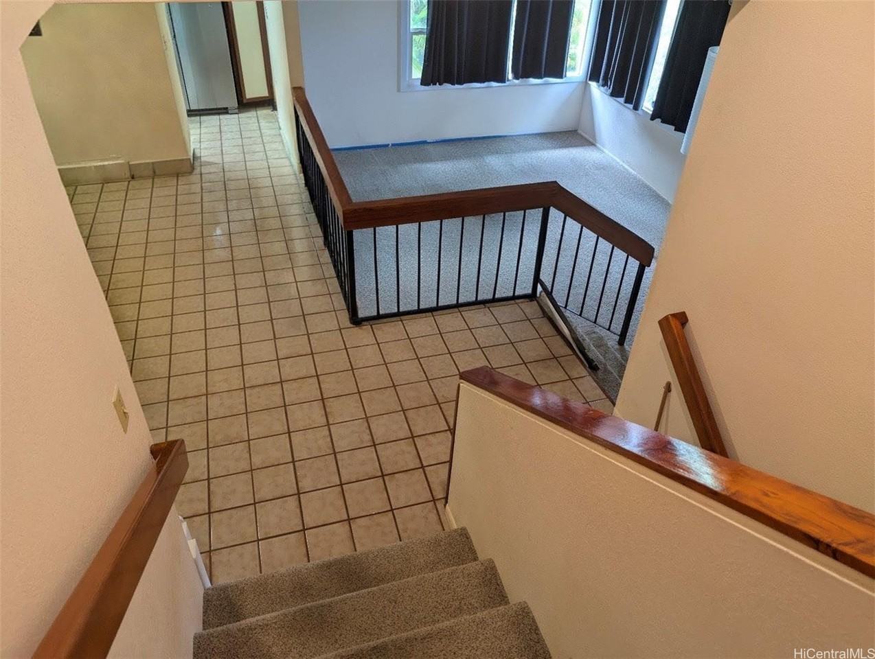 1279 Aupapaohe St - Photo 3 of 24