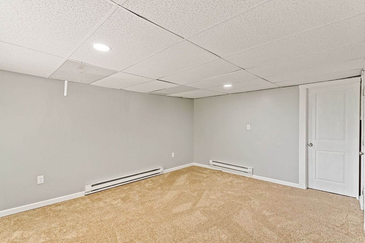 147 Amabell St - Photo 7 of 20