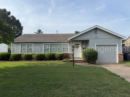 featured image of 4624 E 24th Pl